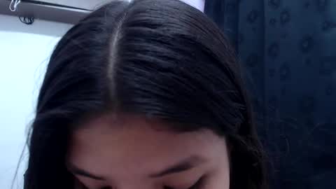 Snapshot of mati0421 chatting on October 25, 4:53 am Mati04 online show from October 25, 4:53 am