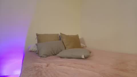 Snapshot of matilda_69x chatting on September 23, 2:54 am Matilda online show from September 23, 2:54 am