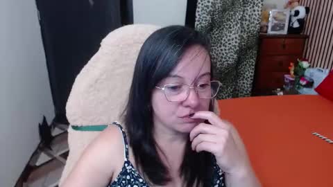 Sonia online show from December 4, 10:32 pm