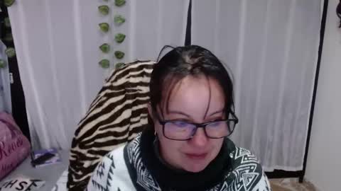 Snapshot of mature_wolf chatting on February 8, 12:28 pm Sonia online show from February 8, 12:28 pm