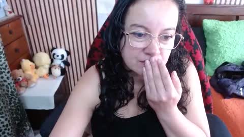 Snapshot of mature_wolf chatting on October 8, 4:33 pm Sonia online show from October 8, 4:33 pm