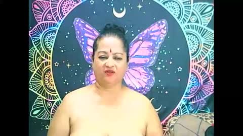 Snapshot of matureindian4u65 chatting on March 6, 12:32 am matureindian4u65 online show from March 6, 12:32 am