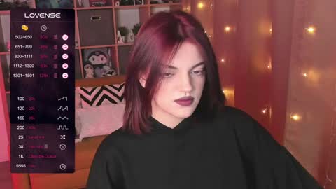 Mavis online show from December 11, 9:55 pm