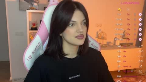 Mavis online show from September 19, 9:36 pm