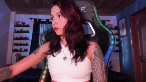 Hilary online show from January 15, 10:57 pm