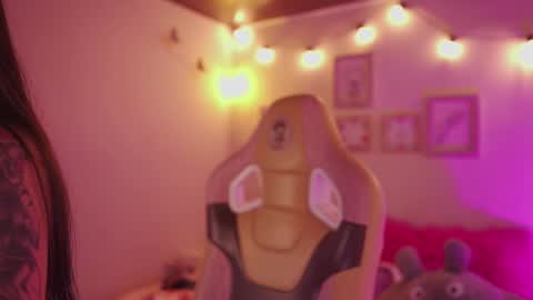 MAVY online show from February 5, 9:29 pm