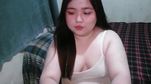 Maxie online show from October 6, 12:00 pm