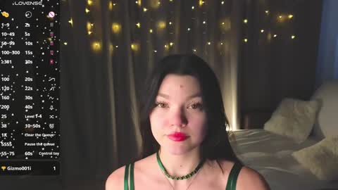 Daisy online show from December 14, 5:40 am