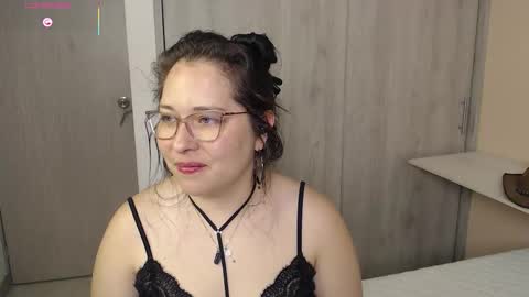 May online show from October 10, 11:31 pm