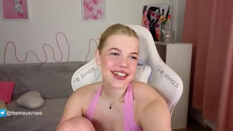 Maya online show from February 23, 3:51 am