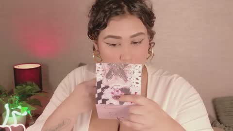 maya_house online show from June 4, 5:12 am