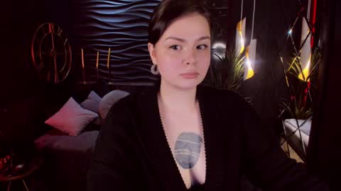 Woman online show from December 30, 2:08 pm