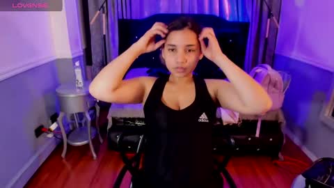 Maya online show from November 14, 2:22 am