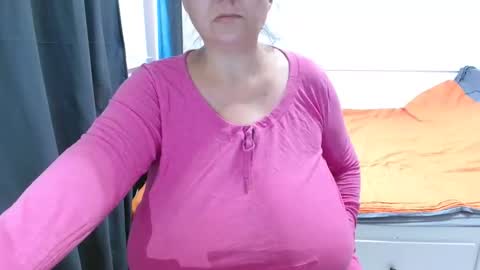 Maya online show from October 15, 6:05 am