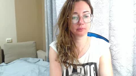 Snapshot of mayacateyes chatting on September 10, 4:23 am Maya online show from September 10, 4:23 am