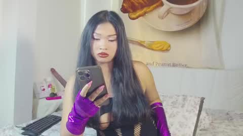 Maya online show from March 5, 8:10 am