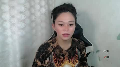 mayasally_ online show from April 7, 9:11 am