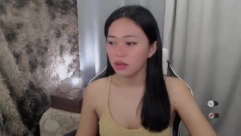 mayasally_ online show from February 18, 10:03 am