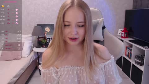 maybebabyx online show from December 23, 4:55 am