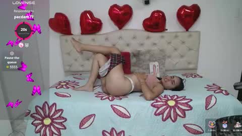 Snapshot of maylin_horny19 chatting on October 13, 2:03 am Maylin online show from October 13, 2:03 am