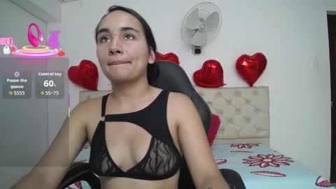 Snapshot of maylin_horny19 chatting on October 8, 8:13 pm Maylin online show from October 8, 8:13 pm