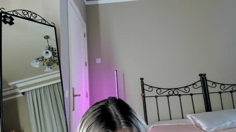 Maze online show from February 2, 5:04 pm