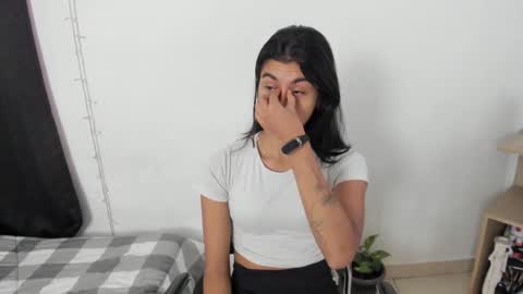Snapshot of mazikeen_18 chatting on October 3, 11:37 am mazikeen_18 online show from October 3, 11:37 am