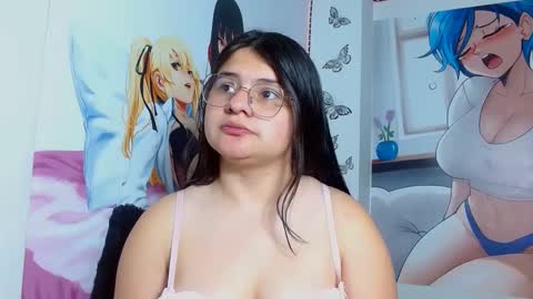 Snapshot of mckennahot303av chatting on September 20, 11:30 am mackenna av online show from September 20, 11:30 am