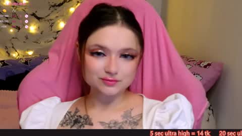 Snapshot of me_hanna chatting on December 26, 1:43 pm Hanna online show from December 26, 1:43 pm