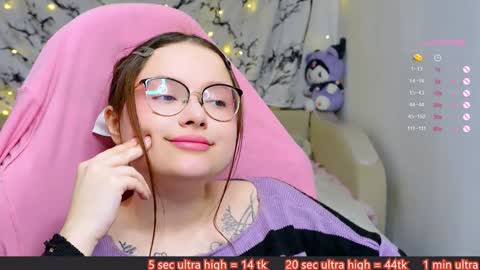Snapshot of me_hanna chatting on February 4, 10:55 pm Hanna online show from February 4, 10:55 pm