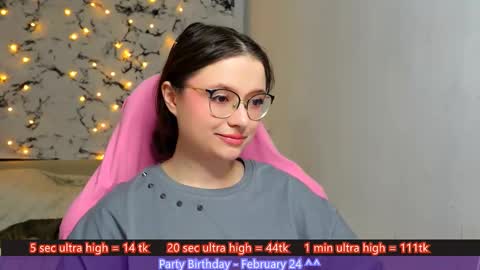 Snapshot of me_hanna chatting on February 23, 9:00 pm Hanna online show from February 23, 9:00 pm