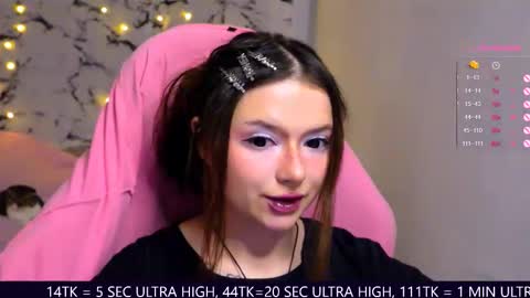 Snapshot of me_hanna chatting on March 11, 11:59 pm Hanna online show from March 11, 11:59 pm