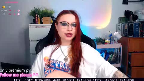 Snapshot of me_hanna chatting on October 3, 11:10 pm Hanna online show from October 3, 11:10 pm