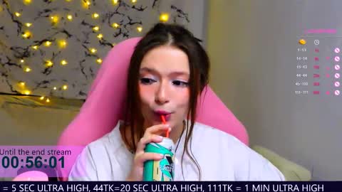 Snapshot of me_hanna chatting on March 11, 12:00 am Hanna online show from March 11, 12:00 am