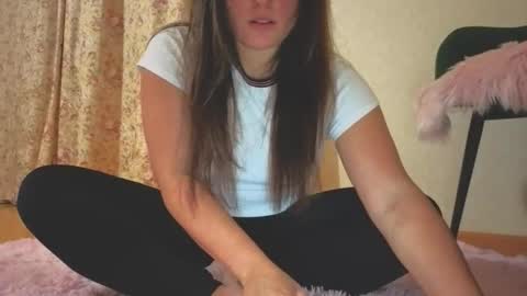 Melissa online show from November 6, 3:18 pm