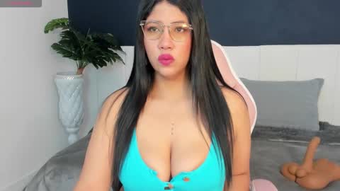 Megan online show from March 21, 11:15 am