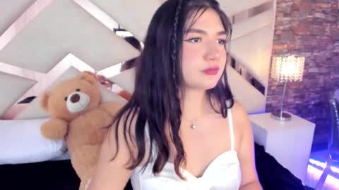 Snapshot of megan_devon chatting on September 11, 1:55 pm online show from September 11, 1:55 pm