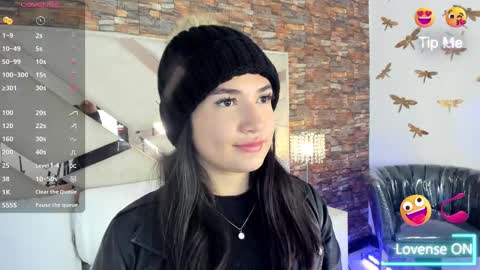 Snapshot of megan_devon chatting on September 17, 11:41 am online show from September 17, 11:41 am