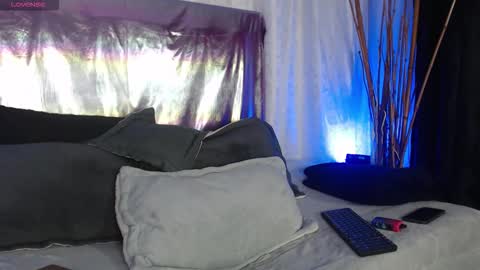 Snapshot of megan_lr chatting on September 30, 2:17 am Valentina online show from September 30, 2:17 am