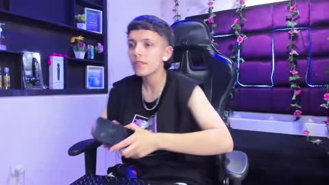 megan_thompsonn_ online show from November 21, 2:35 am