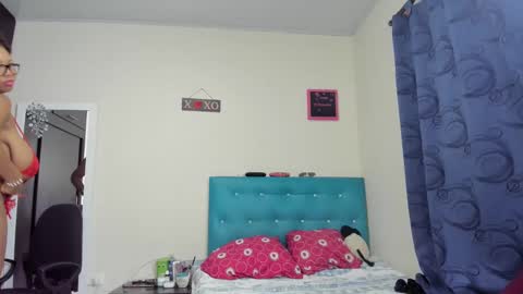 megan        online show from February 6, 5:25 am