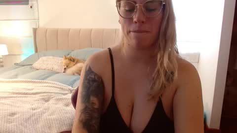 Snapshot of meganlk chatting on January 2, 8:35 pm MEGAN online show from January 2, 8:35 pm