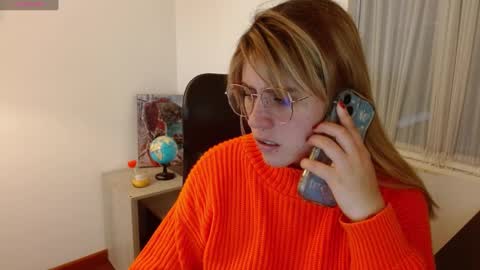 Snapshot of meganlk chatting on February 27, 2:54 pm MEGAN online show from February 27, 2:54 pm