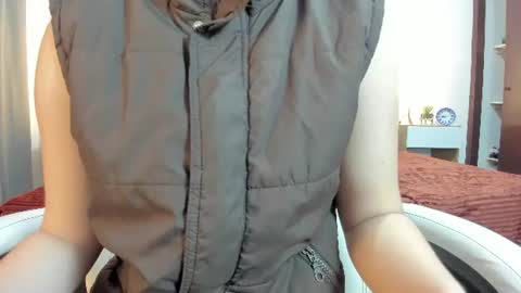 Megan Queen online show from June 9, 11:53 am