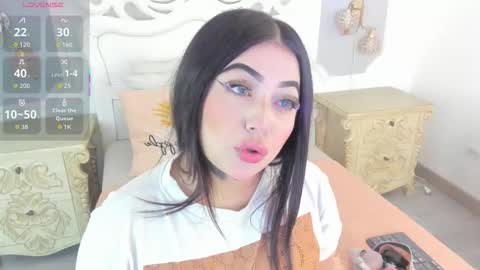 Megan online show from October 25, 11:51 am