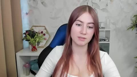 Snapshot of meganx_candy chatting on February 25, 2:26 pm Megan online show from February 25, 2:26 pm