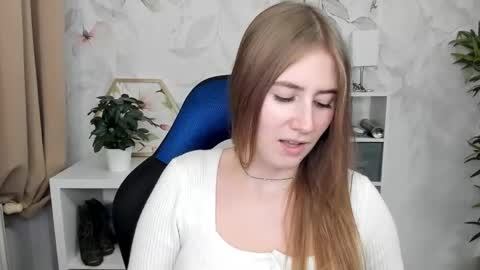 Megan online show from October 29, 5:59 pm