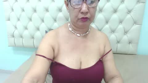 milfpleasure online show from December 31, 12:57 pm