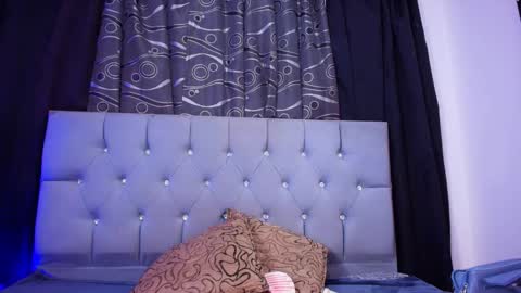 meggan online show from November 18, 4:24 am