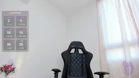 Meghan  online show from December 2, 2:41 pm